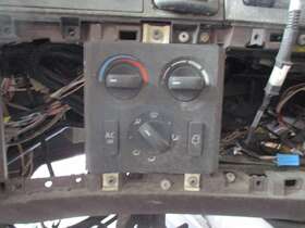 3310093 2090700 Replaces Volvo Vnm 2013 Temperature Control