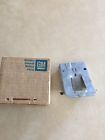 487190 Pontiac Bonneville Catalina Nos Gm Ash Tray Bracket