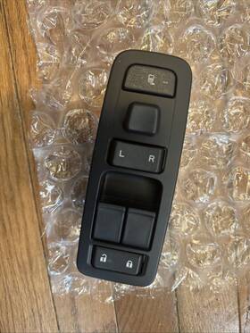 Q27-6081-2203x As The Picture Shown Q27-6081-1203 Driver Side Door Control Paccar Peterbilt Kenworth