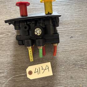 49240723 Bendix International Air Brake Valve - P/n