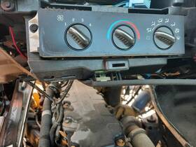 3393421 Chevrolet 2167389 Replaces N/a C6500 2005 Temperature Control