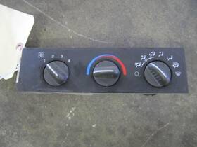 Tc06c0671 Chevrolet Replaces 15191308 C6500 2006 Temperature Control 3035210
