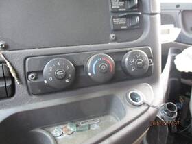 2692322 Freightliner 1625620 Cascadia 125 Temperature Control