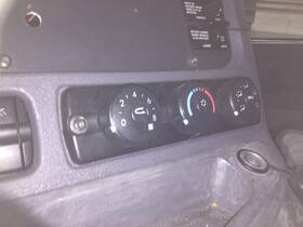 3287857 Freightliner 2069867 Replaces Cascadia 125 2012 Temperature Control