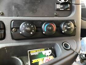 3301911 Freightliner 2083400 Cascadia 125 Temperature Control