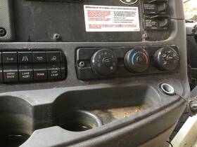 3311999 Freightliner 2092269 Cascadia 132 Temperature Control