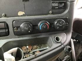 3395678 Freightliner 2169556 Cascadia 113 Temperature Control