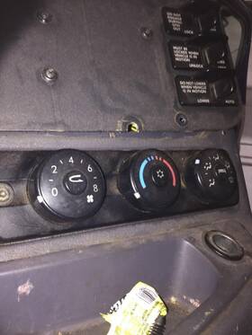 3411882 Freightliner 2184064 Cascadia 125 Temperature Control