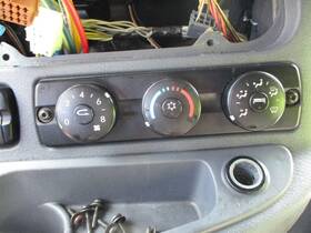 Freightliner 2199303 Cascadia 125 Temperature Control 3429138