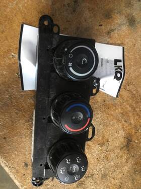 3463202 Freightliner 2230038 Cascadia 126 Temperature Control