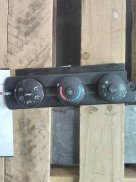 A22-s0645-501 Freightliner 2259962 Cascadia 125 Temperature Control 3496192 A22-s0645-501 Freightliner 2259962 Cascadia 125 Temperature Control 3496192