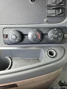 3502453 Freightliner 2264571 Cascadia 125 Temperature Control