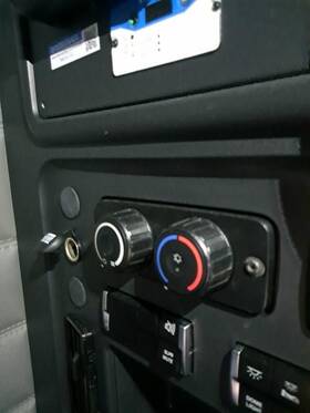 3524971 Freightliner 2284823 Cascadia 126 Temperature Control