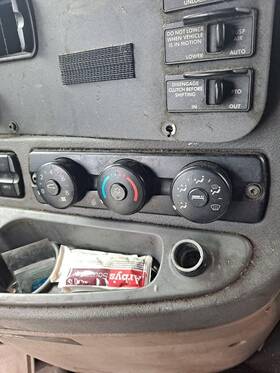 3525224 Freightliner 2285060 Cascadia 125 Temperature Control