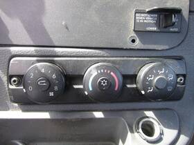 3536821 Freightliner 2295479 Replaces Cascadia 113 2016 Temperature Control