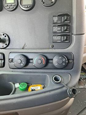 3542924 Freightliner 2300535 Cascadia 125 Temperature Control