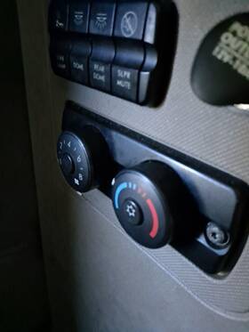 3553903 Freightliner 2310028 Cascadia 125 Temperature Control