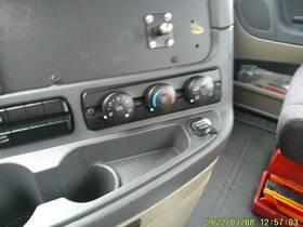 3574847 Freightliner 2328455 Cascadia 113 2015 Temperature Control