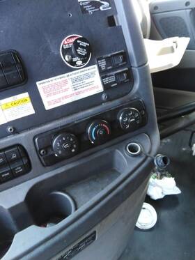 3582065 Freightliner 2335314 Cascadia 132 2018 Temperature Control