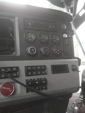 3606557 Freightliner 2357351 Cascadia 126 2019 Temperature Control