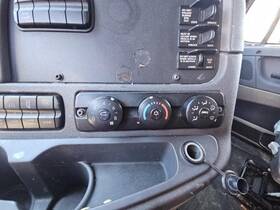 3660634 Freightliner 2406328 Replaces Cascadia 125 2017 Temperature Control