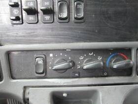 3712050 Freightliner 2452798 Replaces Columbia 120 2006 Temperature Control