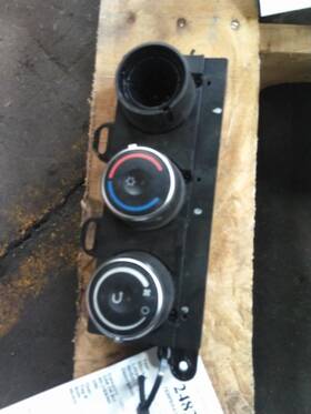A22-73671-001 Freightliner 2482333 Cascadia 126 Temperature Control 3747113