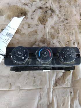 3770727 Freightliner 2502043 2019 Cascadia 125 Temperature Control