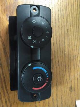3774424 Freightliner 2504566 N/a Cascadia 125 Temperature Control