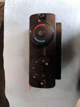 A22-60669-001 Freightliner 2534955 Cascadia 125 Temperature Control 3814874