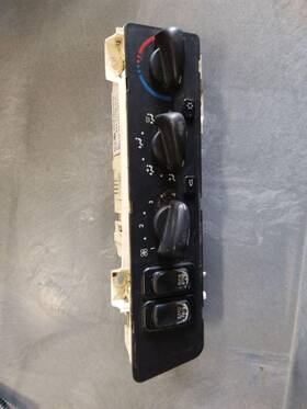3815815 Freightliner 2535773 Columbia 120 Temperature Control 3815815 Freightliner 2535773 Columbia 120 Temperature Control