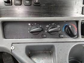 3870517 Freightliner 2580164 Columbia 120 Temperature Control