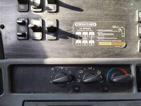 3884463 Freightliner 2589731 Columbia 120 Temperature Control