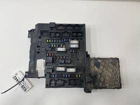 A0675681002 Freightliner 2015 Cascadia Fuse Panel 628-10442
