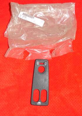 A1865280001 Freightliner Genuine Window Switch Bezel