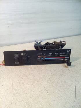 A22-36278-001 Freightliner A22-30529-001 Heater/ac Temperature Control