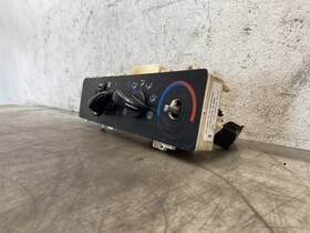 A2251694001 Freightliner 2002 Columbia Climate Control 718-11322