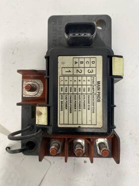 A6603712015 Freightliner Mt55 Fuse Panel 628-10847 A6603712015 Freightliner Mt55 Fuse Panel 628-10847