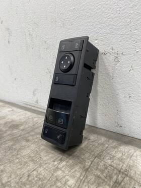 A6624310001 Freightliner 2023 Cascadia 126 Power Window Switch 745-10250