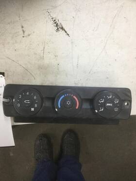 Tc15e0536 Freightliner Replaces Cascadia 125 2015 Temperature Control 3088015