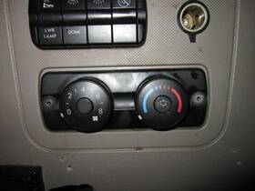 Tc181888 Freightliner Cascadia 125 Temperature Control 3533737