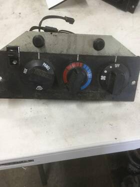 3723894 International 2052090 4700 Temperature Control