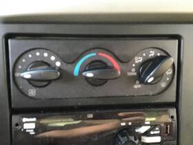 3304190 International 2085609 4300 Temperature Control