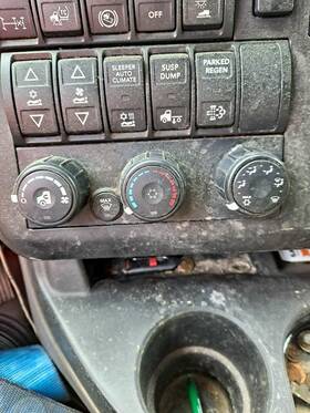 3482552 International 2247565 Lt Temperature Control