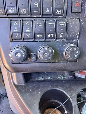 3509064 International 2270478 Lt Temperature Control
