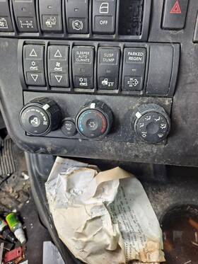 3512338 International 2273304 Lt 2019 Temperature Control