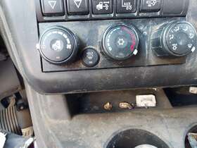 3579236 International 2332628 Replaces Lt 2020 Temperature Control
