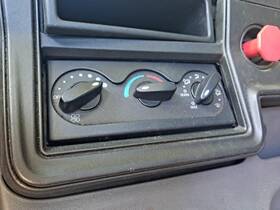 3660400 International 2406126 Replaces Prostar 113 2014 Temperature Control