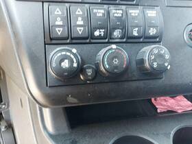 3661368 International 2407047 Replaces Lt 2023 Temperature Control