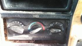 3850258 International 2566044 Prostar 122 Temperature Control